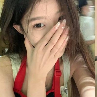 蜜色肌肤